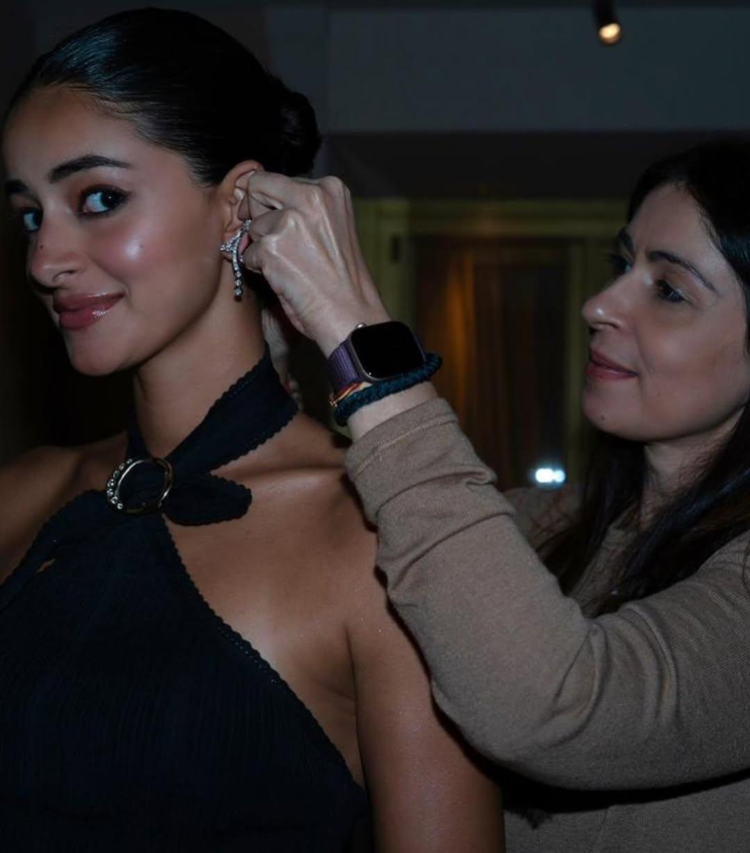 Ananya Panday reveals the one thing she’s never without