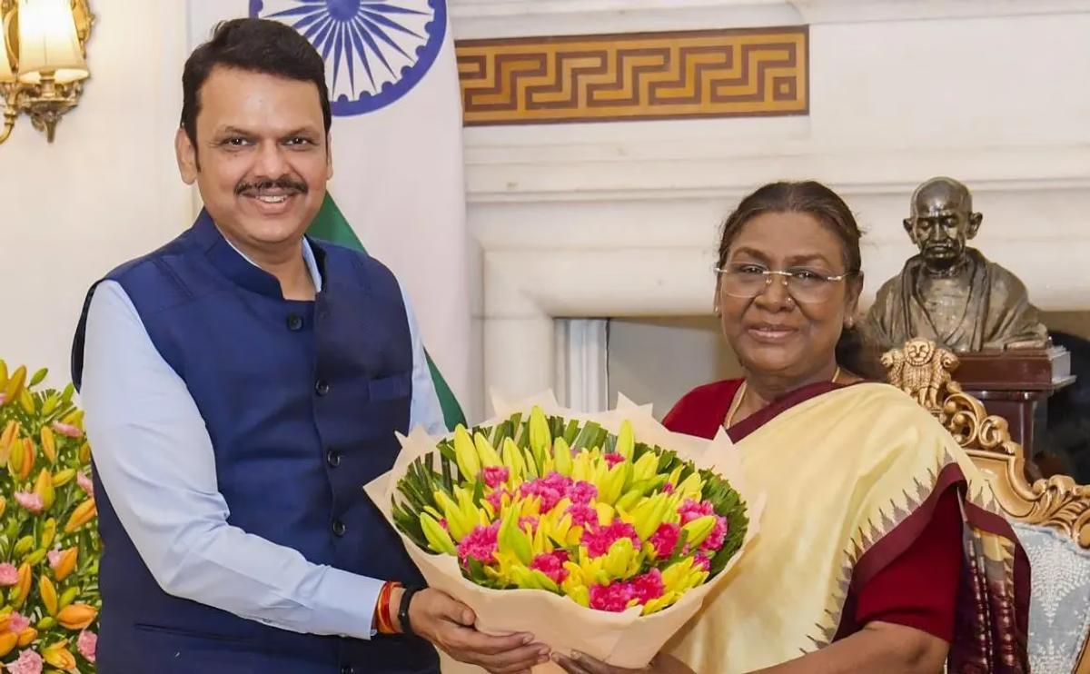 CM Devendra Fadnavis meets President Droupadi Murmu