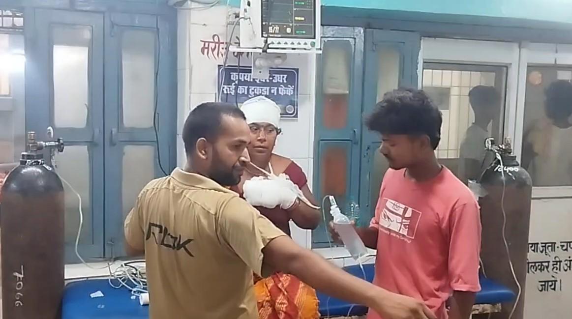 Four killed, 10 injured as pickup van overturns in Bihar’s Saran