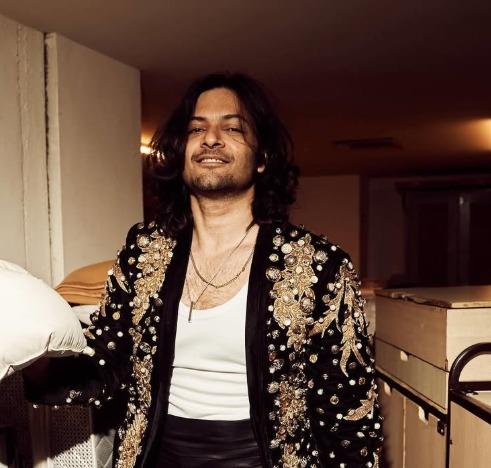 Ali Fazal is celebrating 15 years of his friendship with actor Satyajeet Dubey