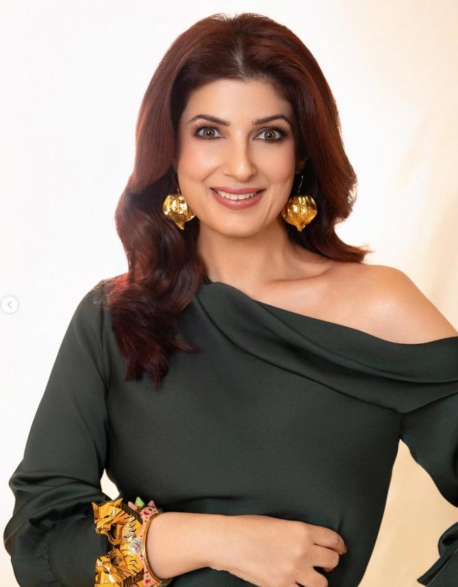 Maha local polls: Voting both out of habit and hope, says Twinkle Khanna