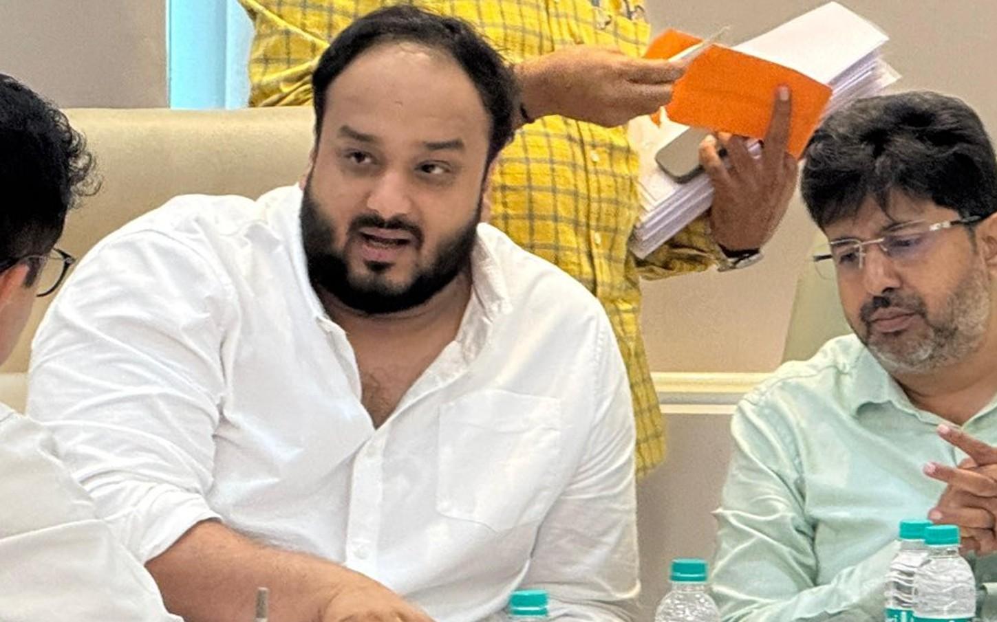 Bombay HC questions Maha govt’s decision to reduce Zeeshan Siddique’s security