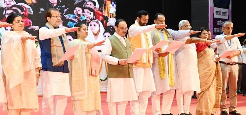 Union Health Minister plants saplings in Rohtak, takes pledge for environment protection