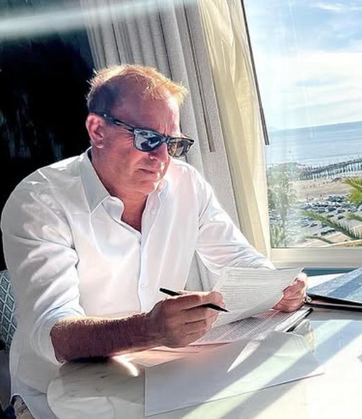 Kevin Costner, producers sued for breach in contract