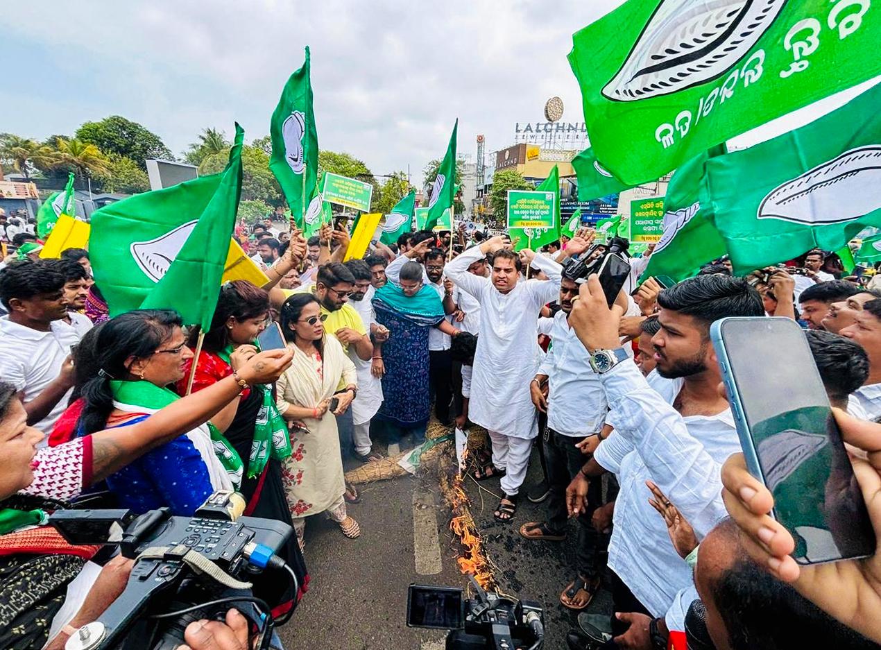 BJD demands unconditional apology from Nishikant Dubey over remarks on Biju Patnaik