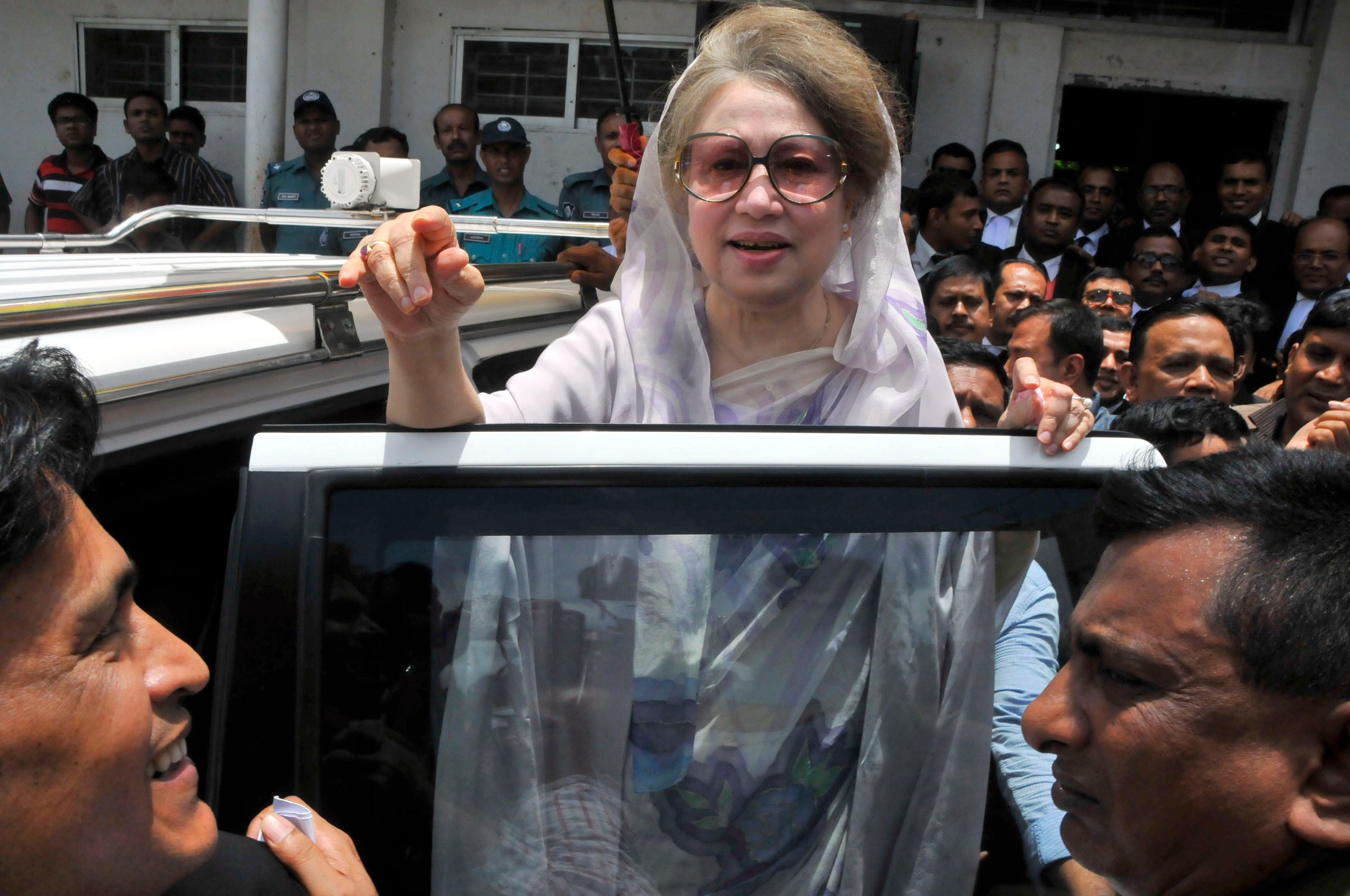 Bangladesh: Khaleda Zia's travel to London for advanced medical treatment postponed
