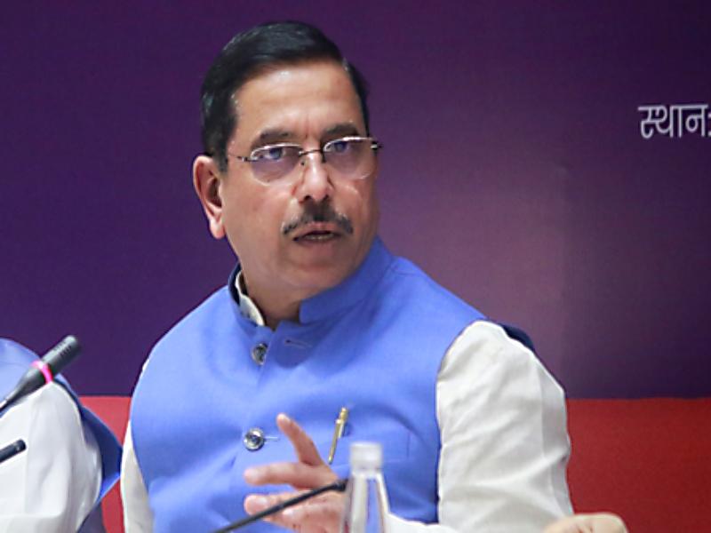 Govt to pump in Rs 5,400cr more as viability gap funding for battery storage systems