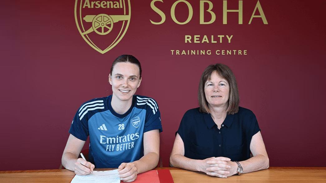 WSL: Arsenal sign German goalkeeper Anneke Borbe