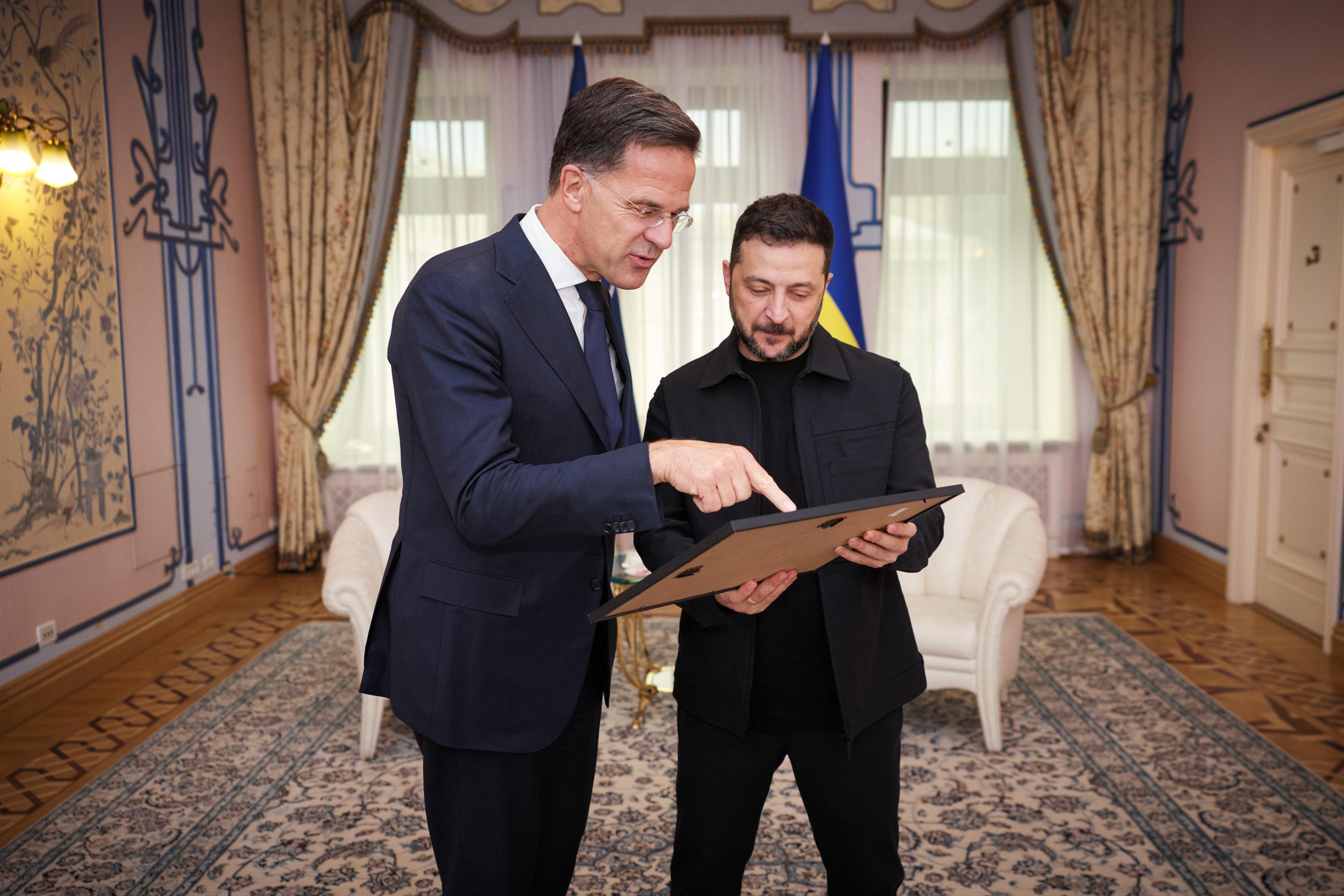 Zelensky, NATO chief meet on security guarantees for Ukraine