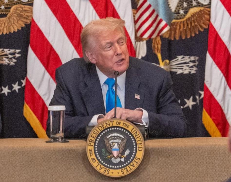 Trump touts tax cuts, claims price drop ahead of Midterms