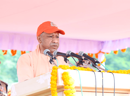 UP govt grants 3-year age relaxation for 32,679 police posts