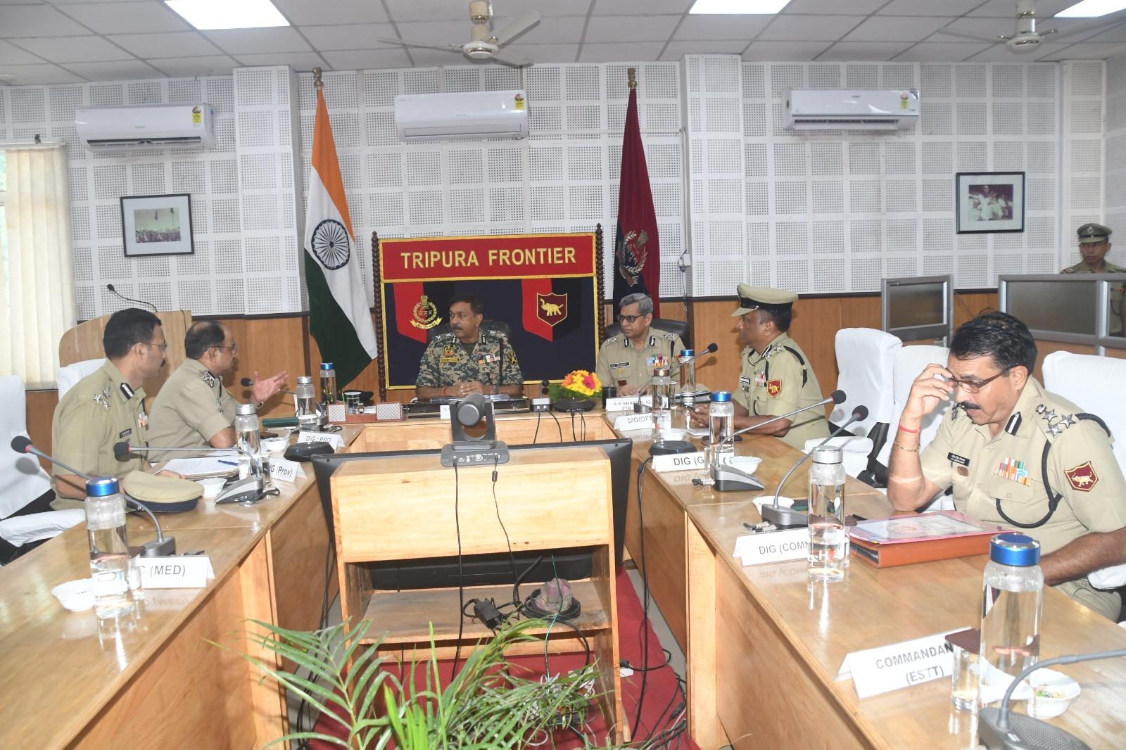 Top BSF officer reviews operational preparedness along Indo-Bangla border with Tripura