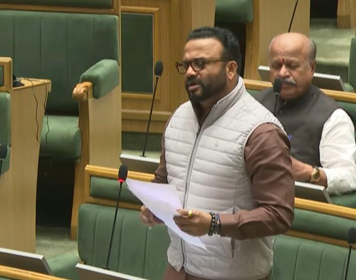 Maharashtra to develop UMED Malls in 10 districts to provide year-round market for women’s SHG products