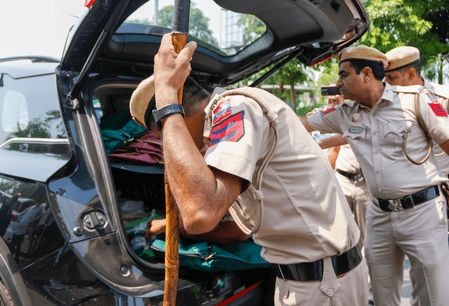 Pickpockets steal phone, create fake UPI ID to siphon off Rs 7.2 lakh for pilgrimage; nabbed by Delhi Police