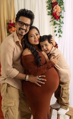 Bharti Singh wonders if she would love her new born baby: 'Mujhe abhi bhi pyaar toh apne Gole se hi hai'