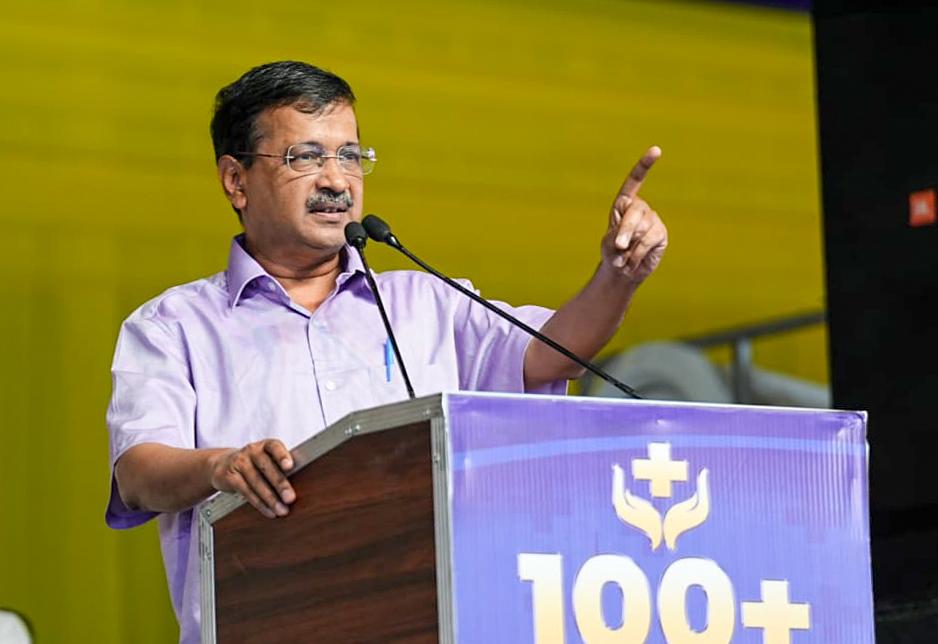 Kejriwal writes to Gujarat CM alleging 'targeted arrests' of AAP workers before local polls