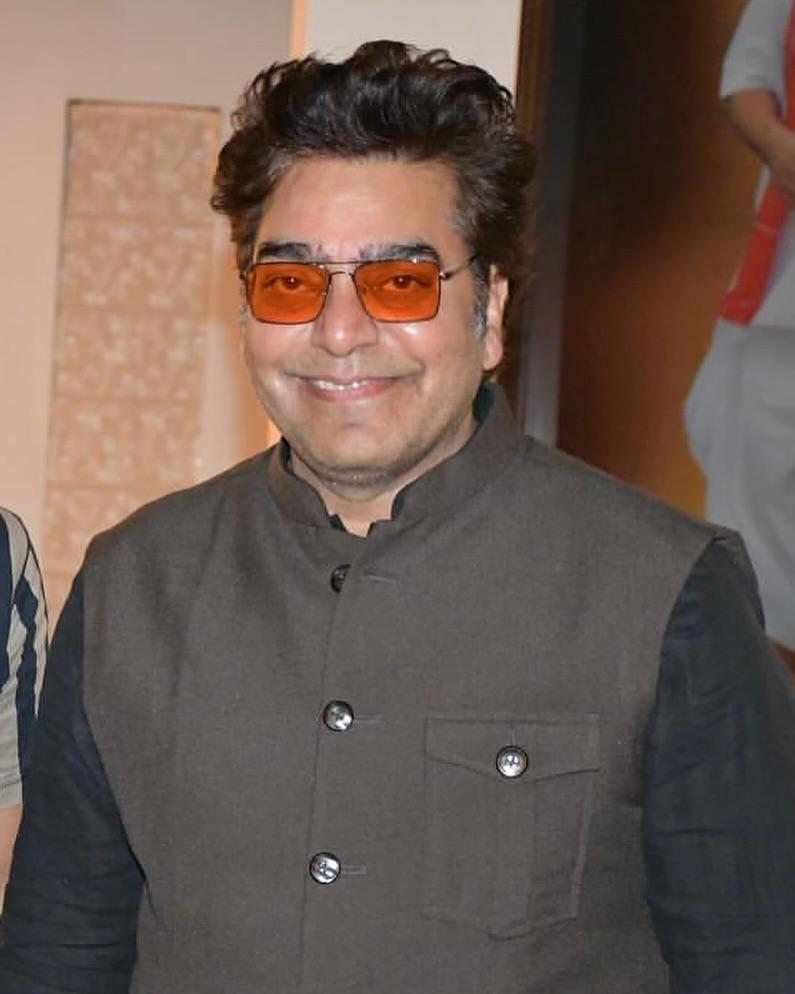 Why Ashutosh Rana wants to act in a film directed by his wife Renuka Shahane