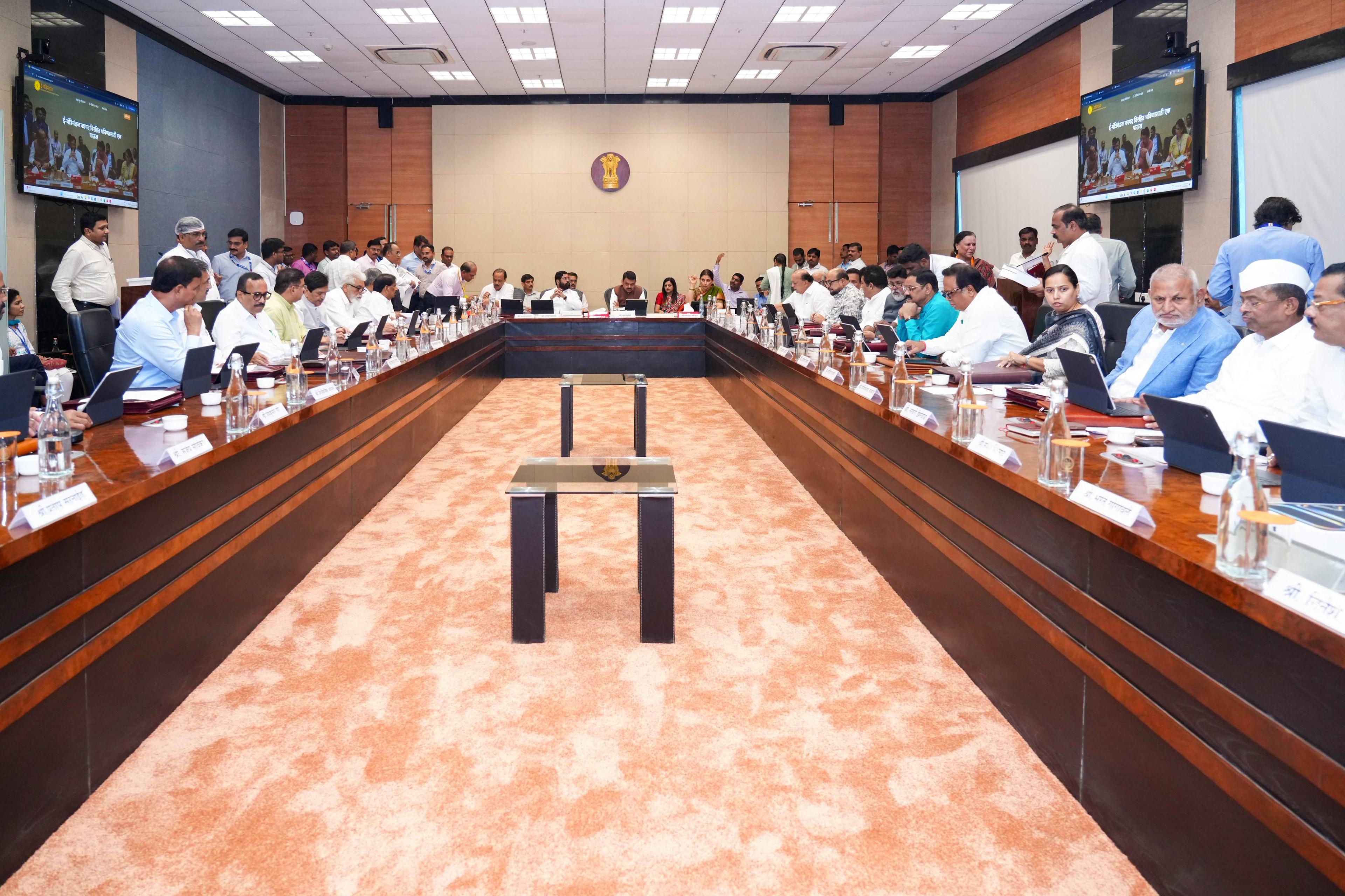 Maha Cabinet clears govt guarantee for HUDCO loan of Rs 2,000 cr for development projects