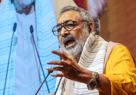 Rahul Gandhi acts like madman, wants votes of Bangladeshi infiltrators, says Giriraj Singh