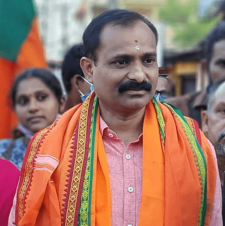 Bus row intensifies between Kerala Minister and Thiruvananthapuram Mayor