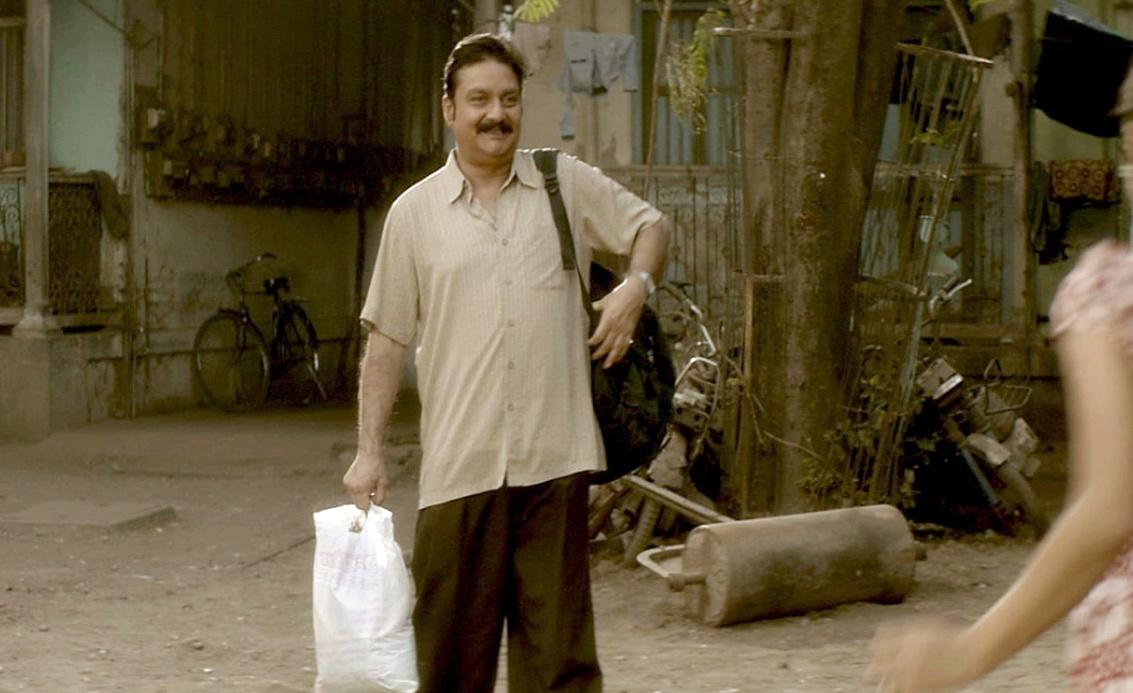 Vinay Pathak shares why he wore spotboy’s clothes for ‘Chidiya’