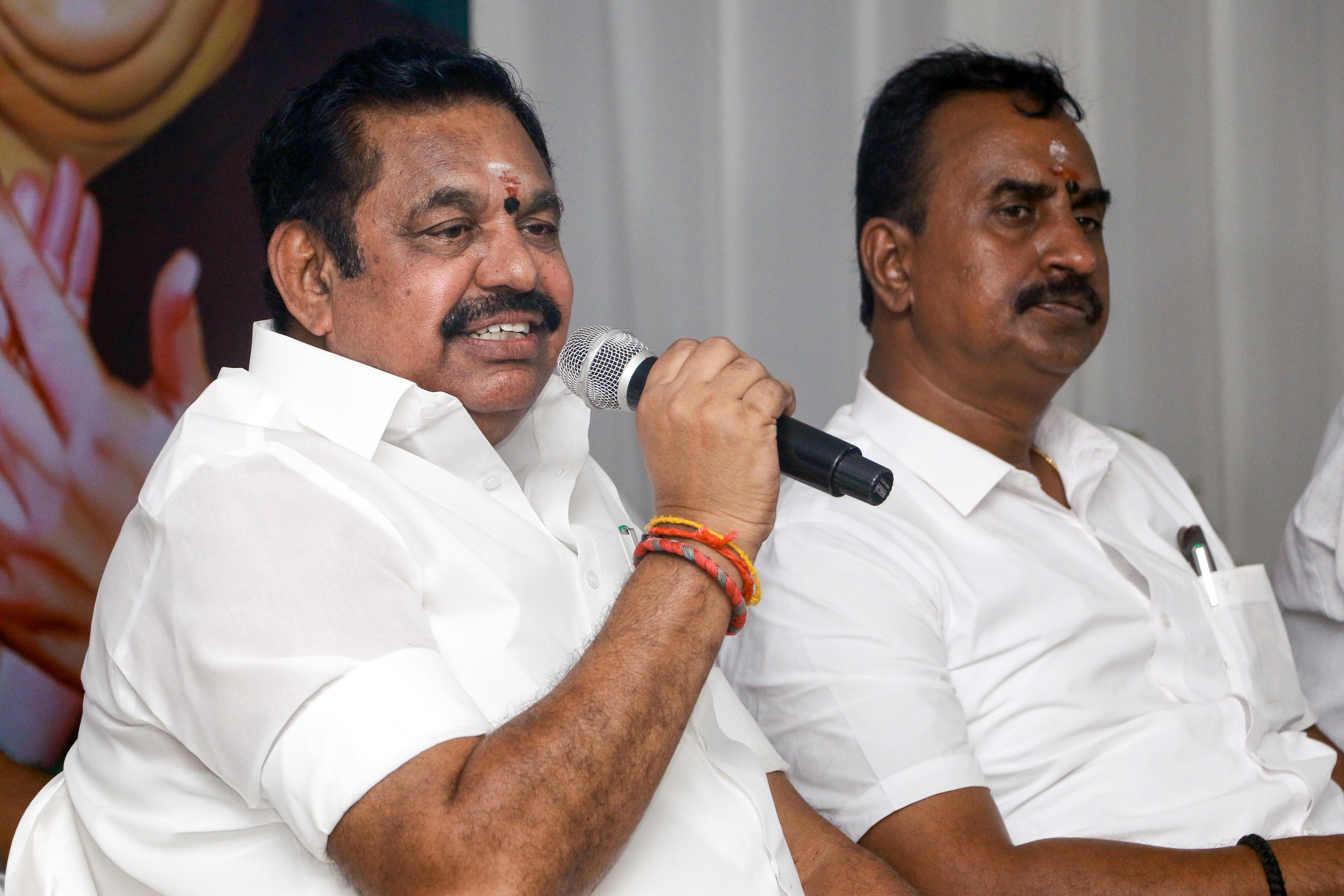 With AIADMK veteran Sengottaiyan's ouster, Palaniswami sends strict warning against public dissent