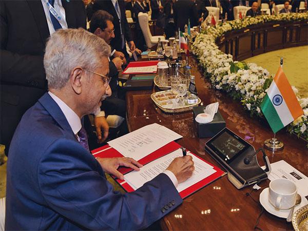 EAM signs eight outcome documents at SCO