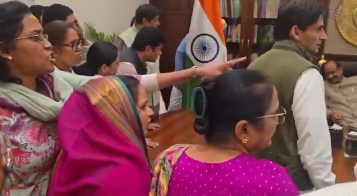 Kiren Rijiju shares new video, claims 20-25 Cong MPs abused LS Speaker, threatened PM