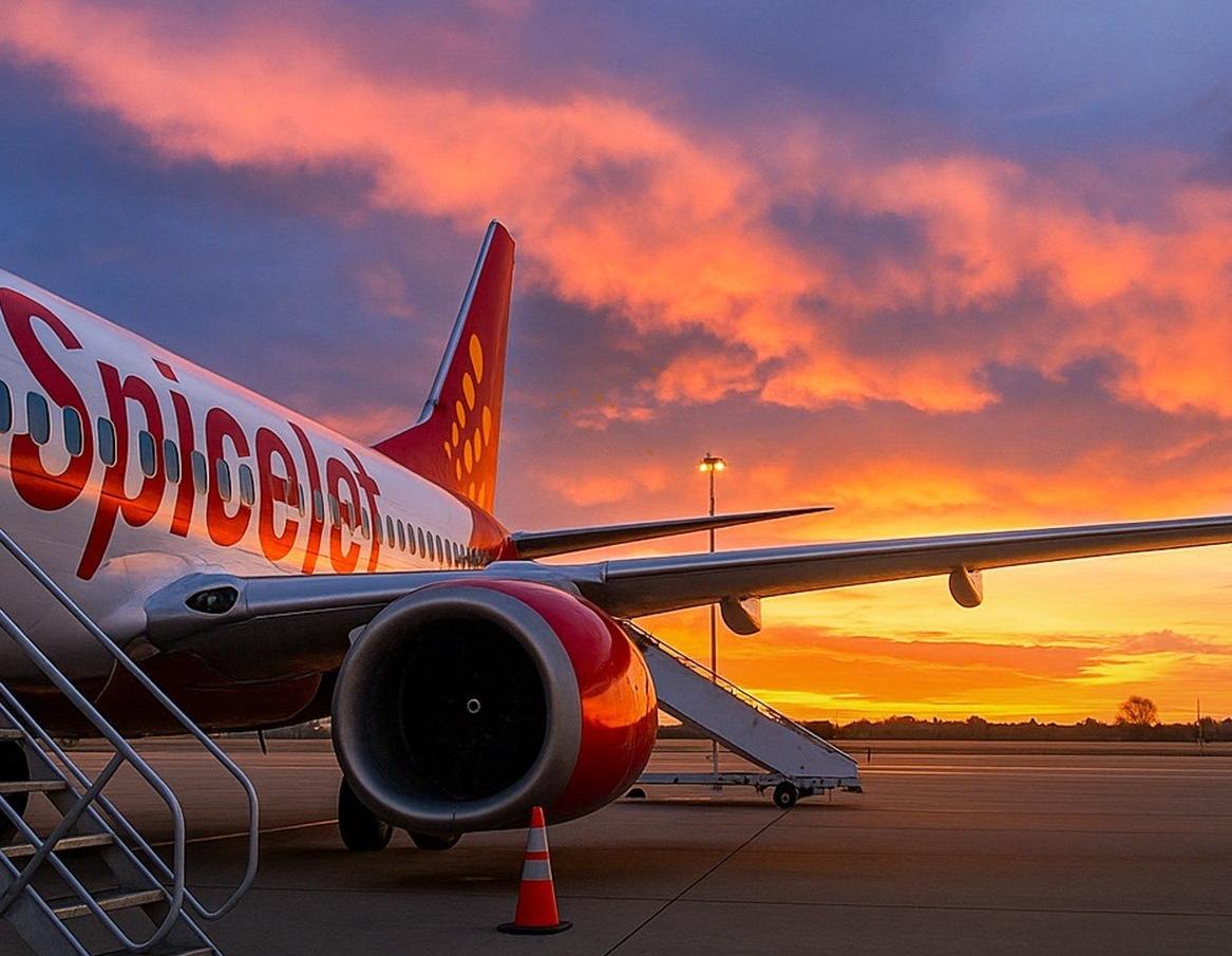 SpiceJet Q4 revenue drops 16 pc, net profit jumps to Rs 325 crore