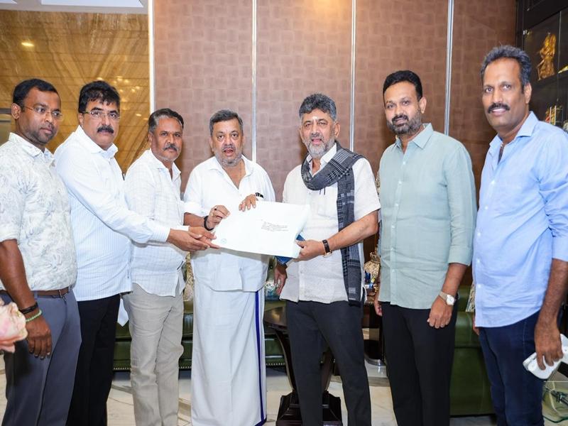 K'taka: Cong settles by-poll candidates by consensus; top brass to lead nominations