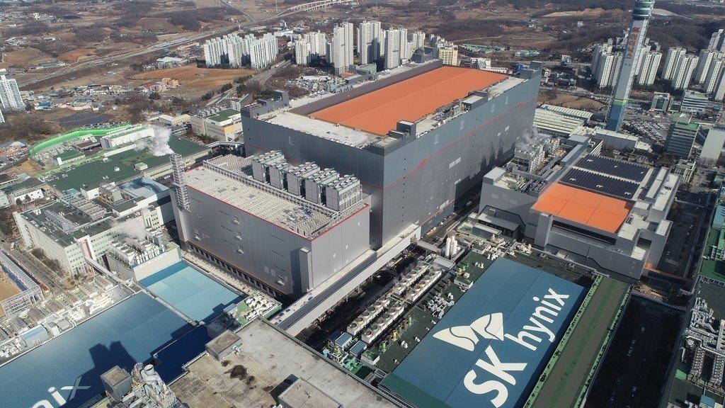 South Korea to boost economic growth with AI, chips in 2026