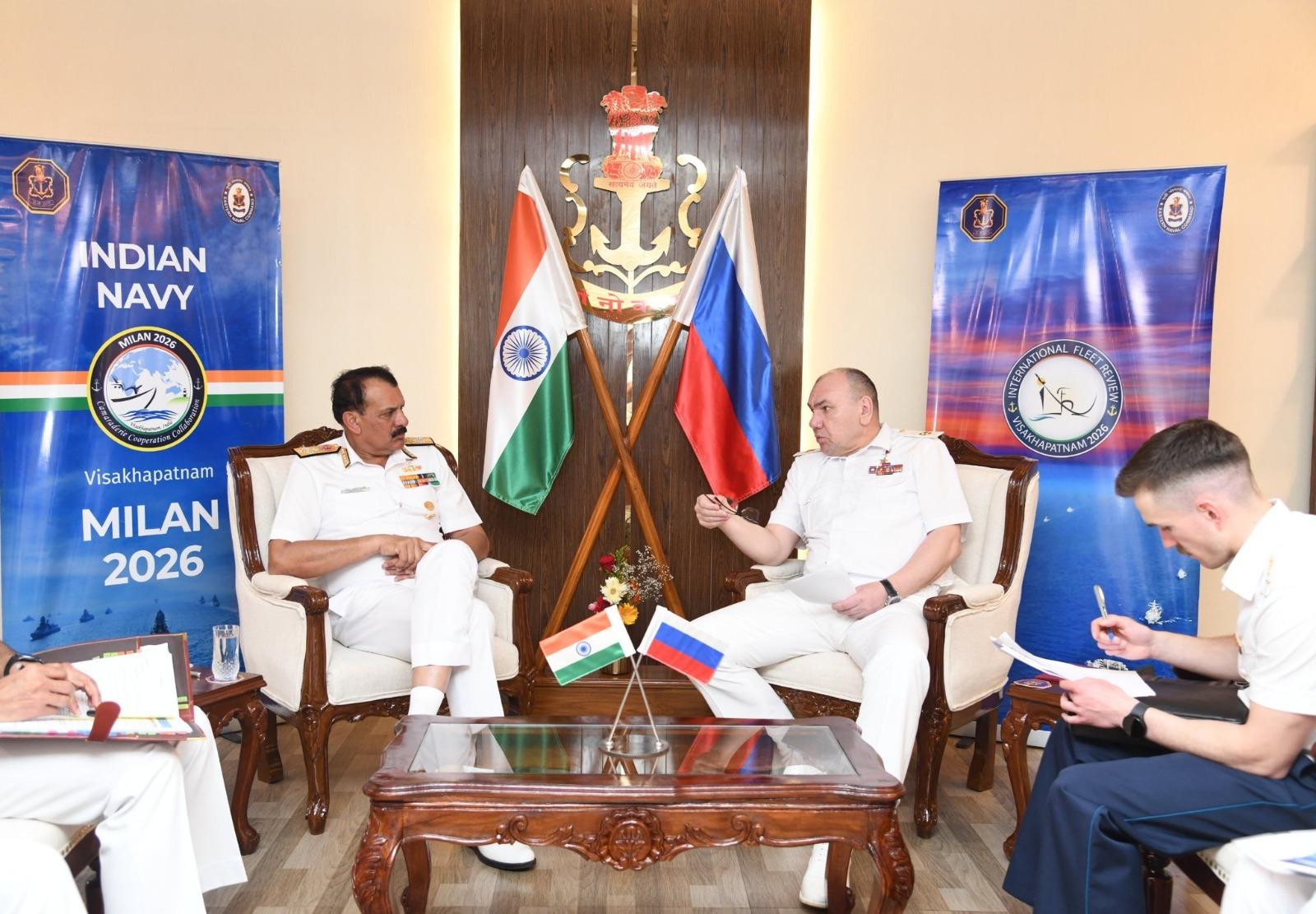 CNS meets chiefs of Russian, Thai, Lanka navies at International Fleet Review