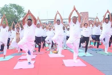 Yoga a time-tested and holistic approach to wellness: Dharmendra Pradhan