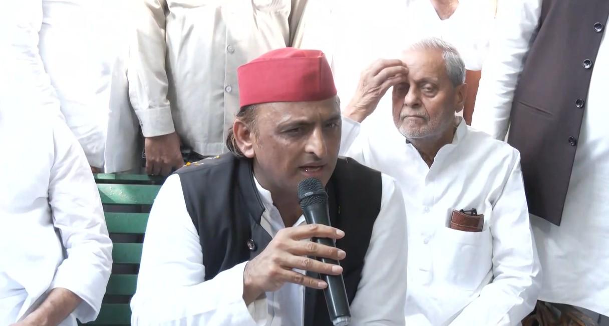 UP’s law and order has become zero: Akhilesh Yadav