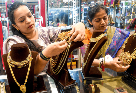 Gold, silver prices jump as geopolitical shock pushes safe‑haven demand