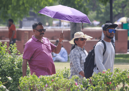 Scorching heat, high humidity in Delhi; IMD predicts light rain