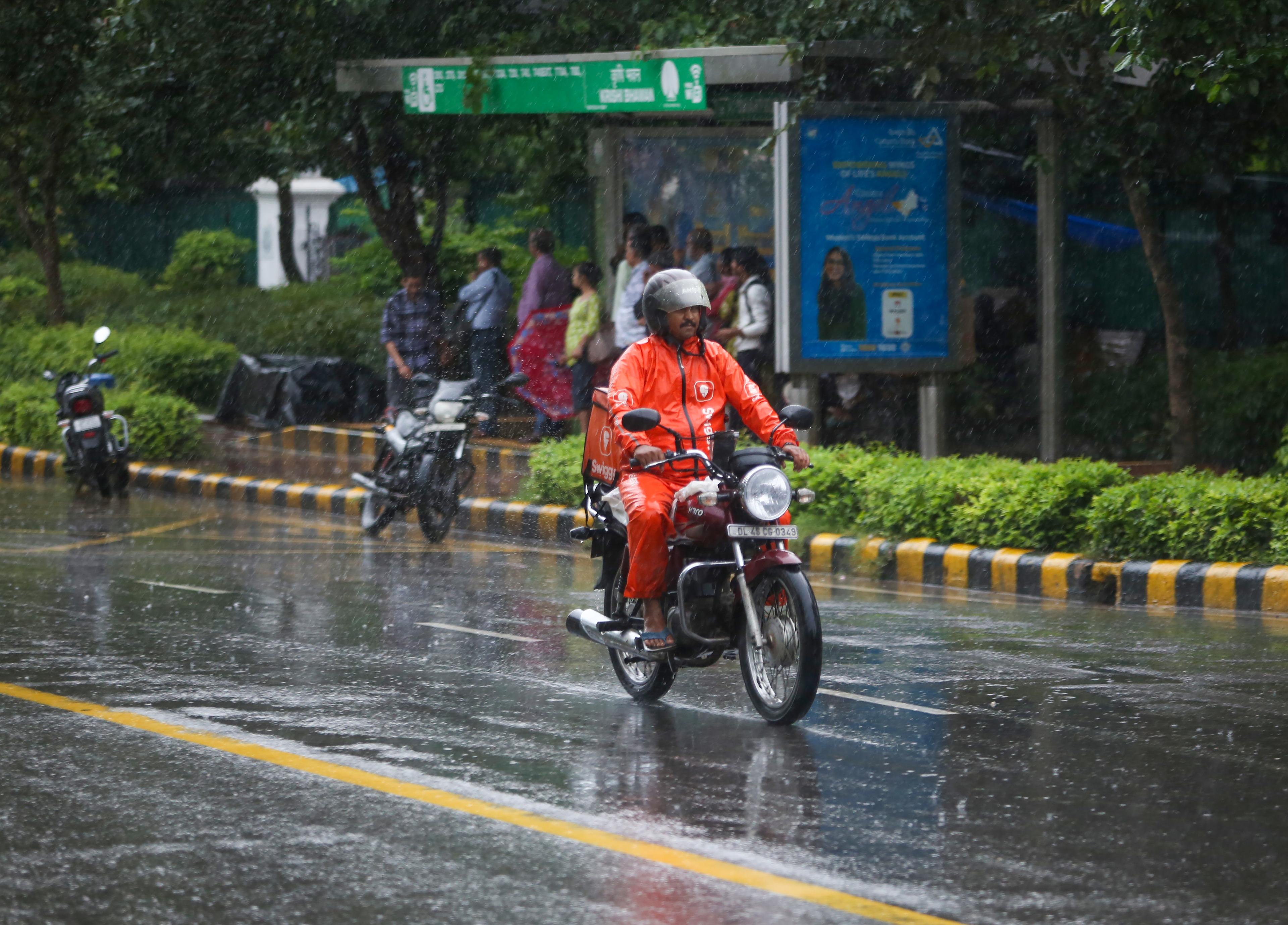 Now Swiggy hikes platform fee by 17 pc to Rs 17.58 per order