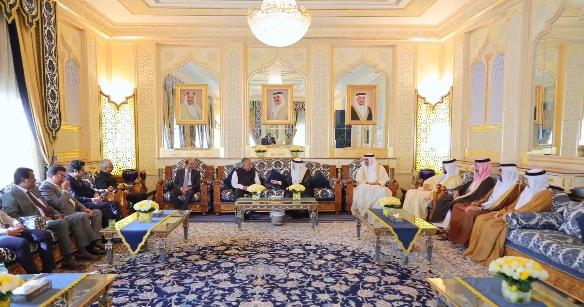 Kerala CM meets Bahrain Deputy PM; bilateral ties discussed