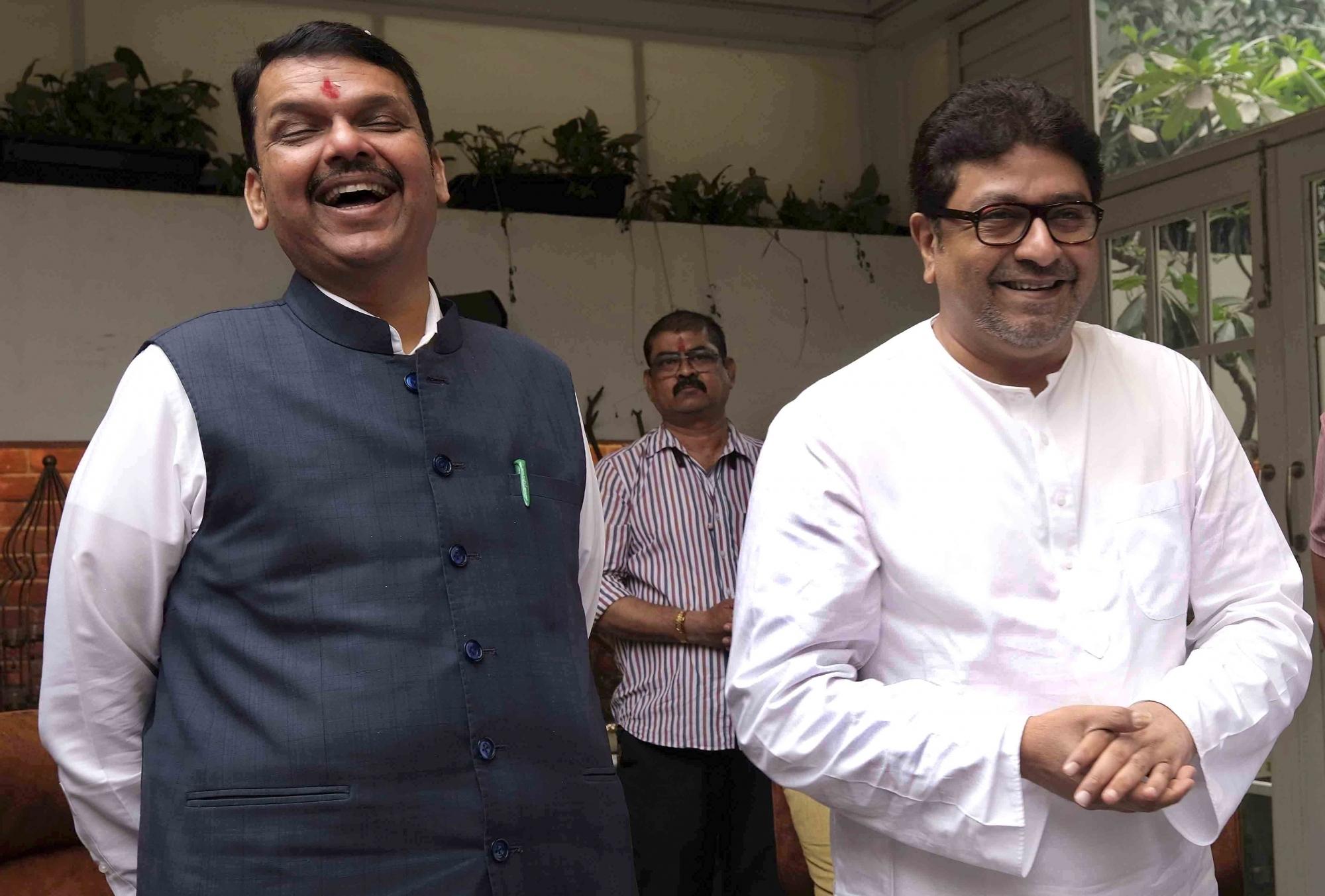 Raj Thackeray meets CM Fadnavis, says no politics, discussion held on town planning and traffic jams