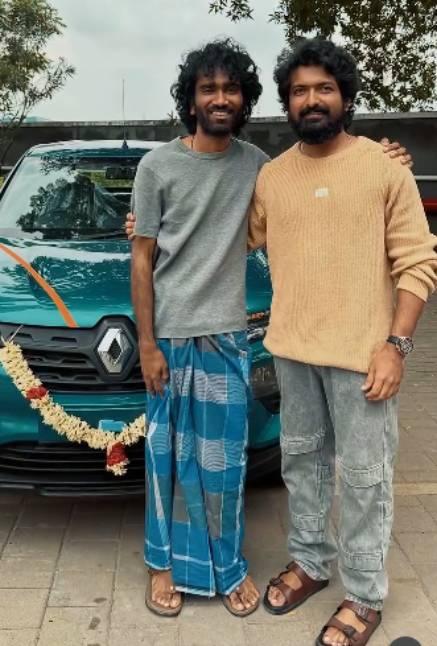 Actor-director Pradeep Ranganathan gifts director Ramesh Narayanasamy brand new car