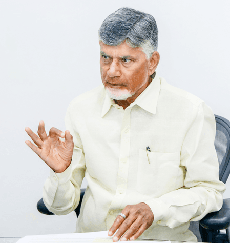 CM Naidu slams Jagan for 'threatening' wife of man crushed under his vehicle