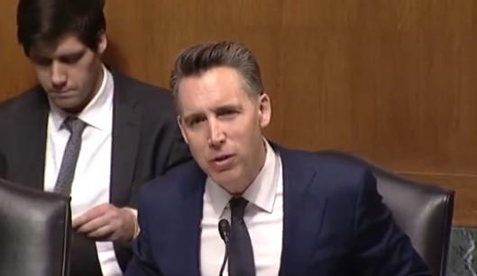 Child abuse images spread, US senators seek action