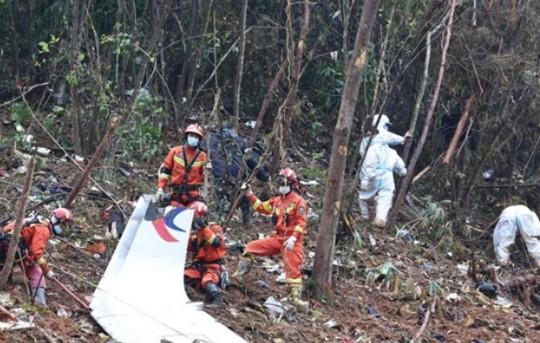 At least three killed in plane crash in US Colorado