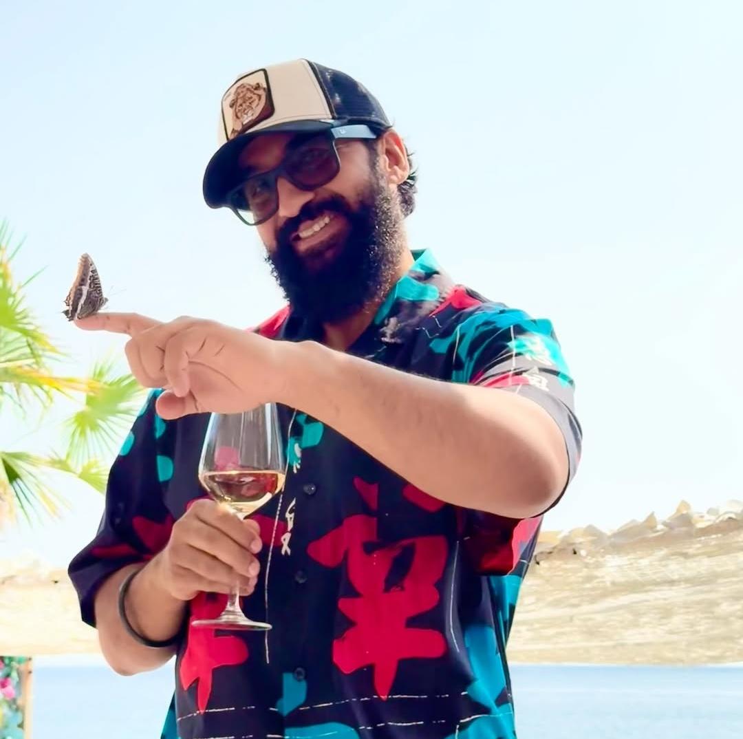 Raj Kundra pens a poetic note on an unexpected 'silent visitor' and universal signs