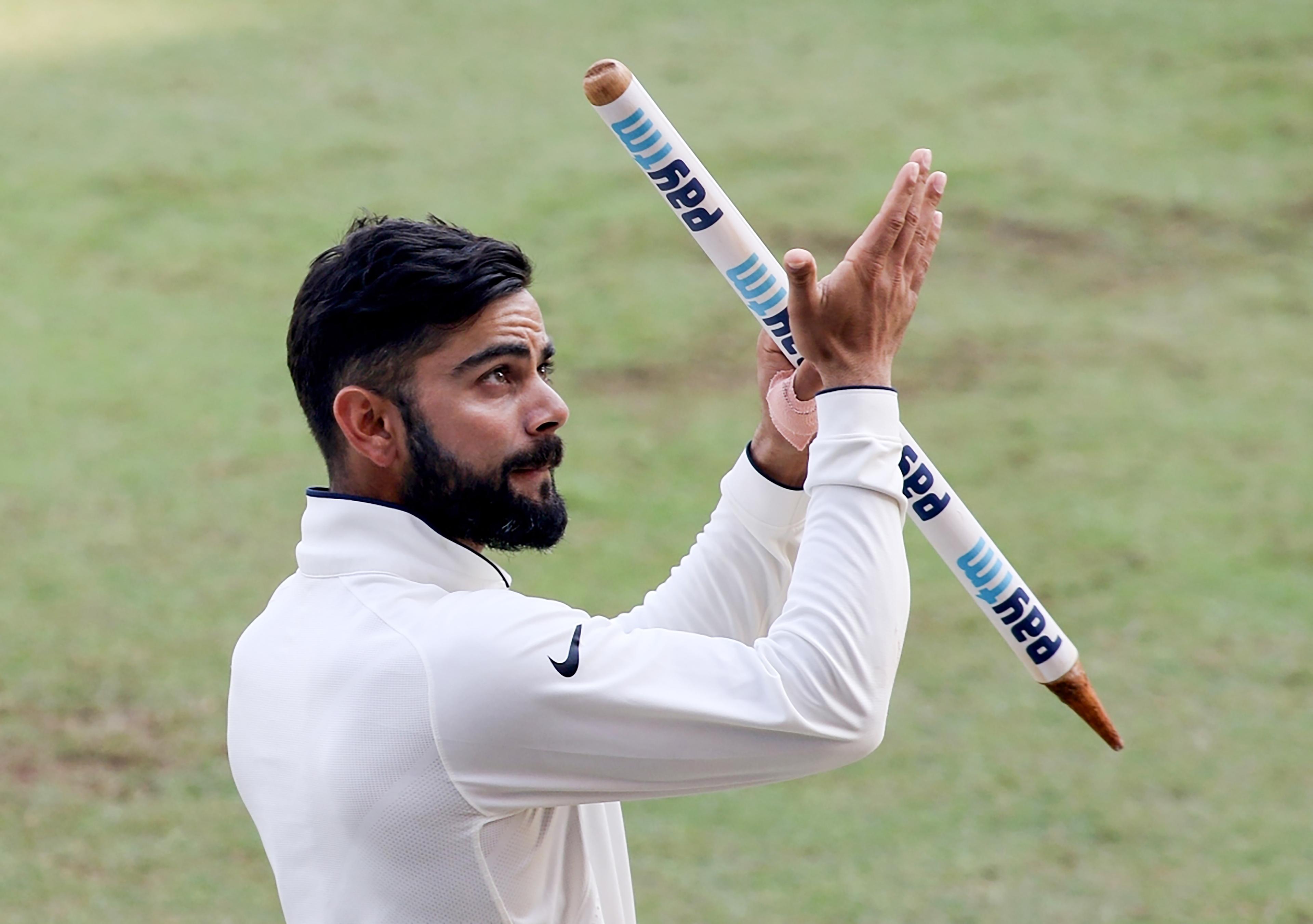 'True legend': AB de Villiers leads tribute as Virat Kohli calls time on Test career