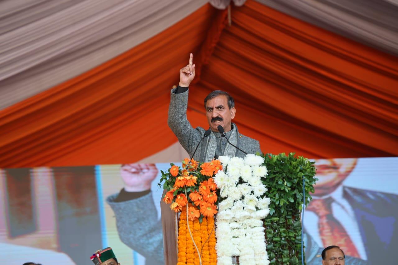 Himachal CM highlights challenges owing to economic, natural calamities