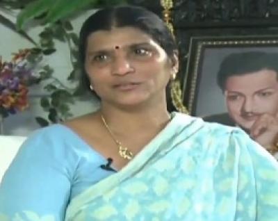 Andhra CM Chandrababu Naidu has no moral right to run TDP, says NTR's wife