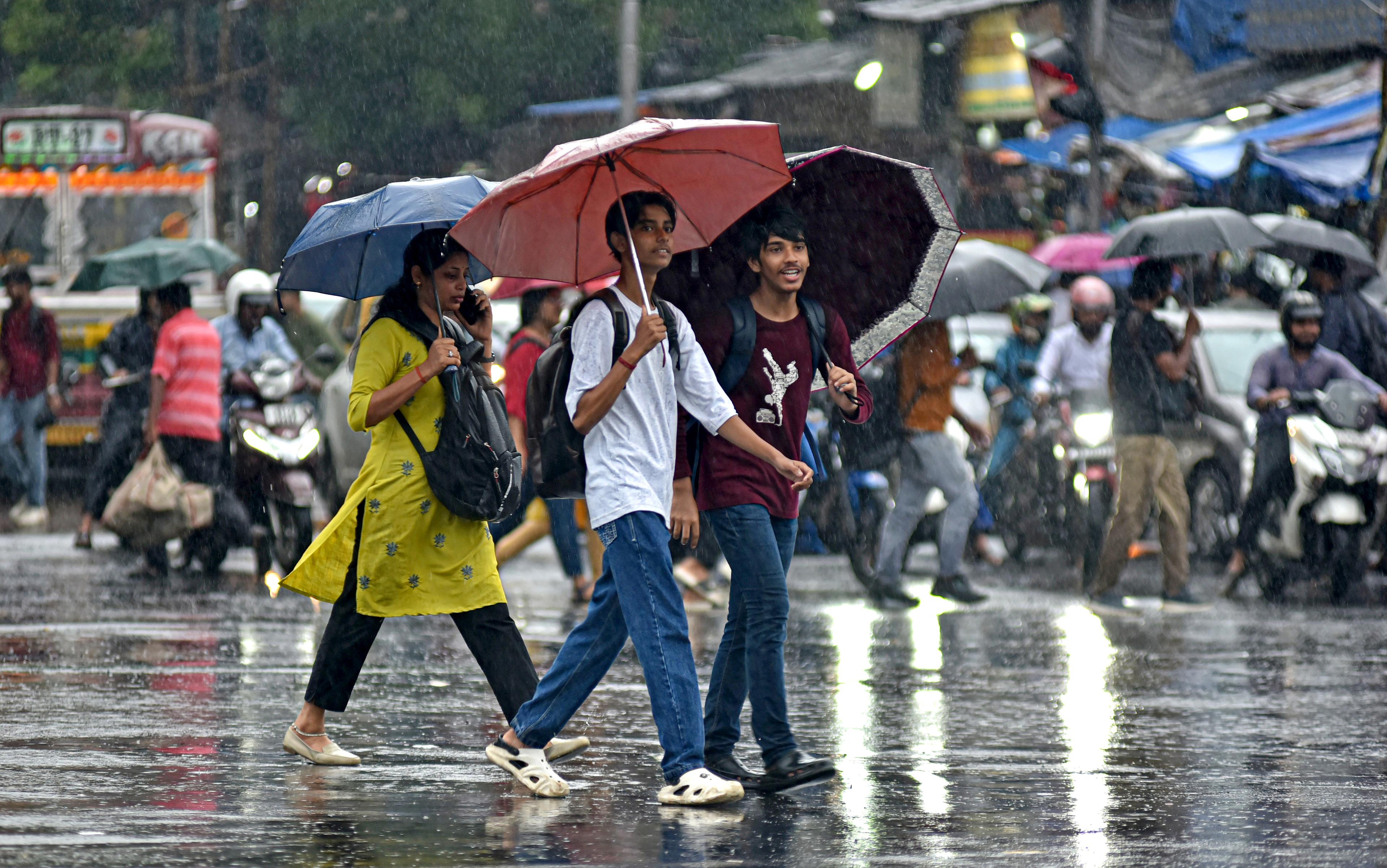 All eyes on PM Modi's events in Kolkata today as heavy rain in city, south Bengal on radar
