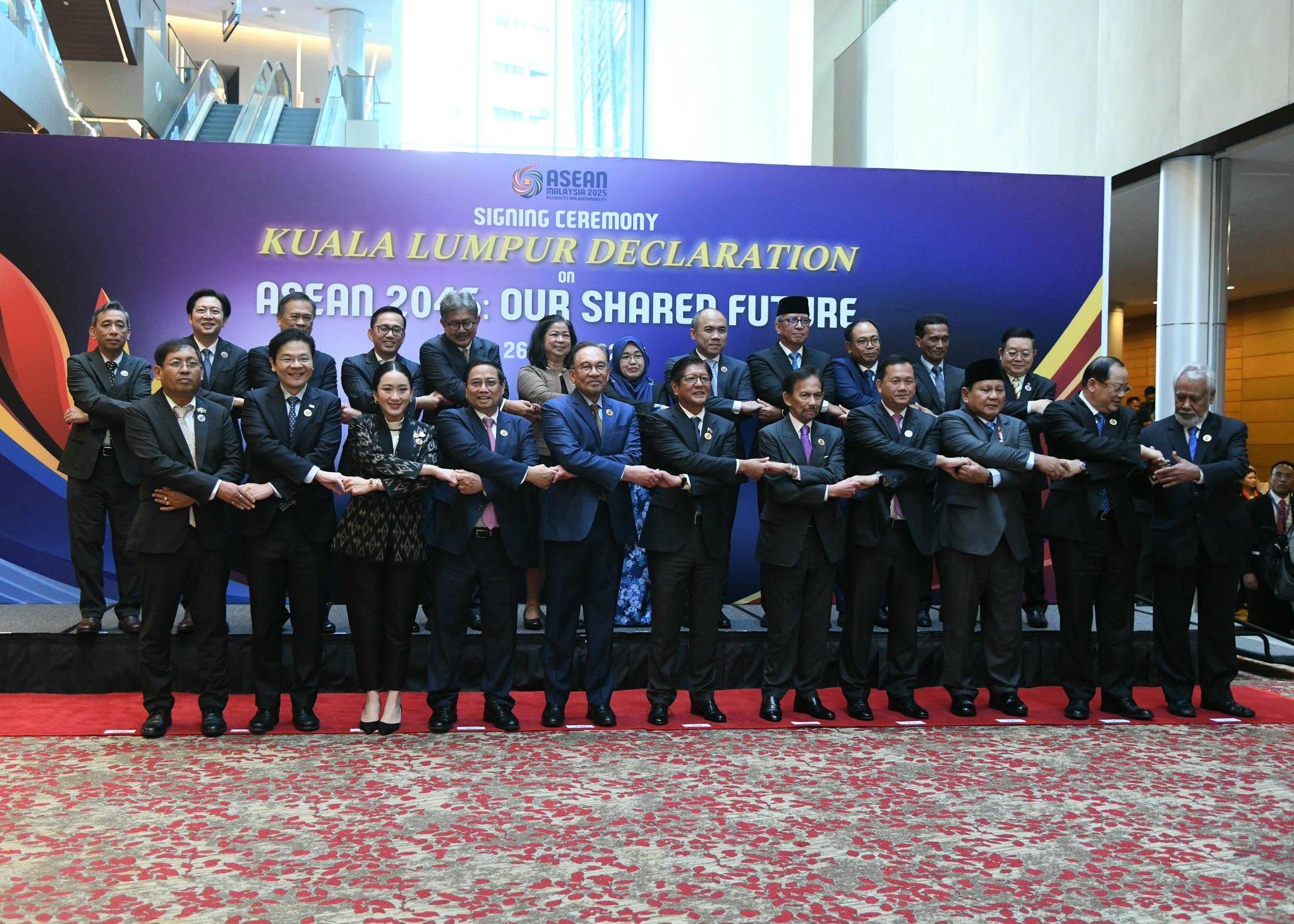ASEAN leaders adopt Kuala Lumpur Declaration for next 20-year development