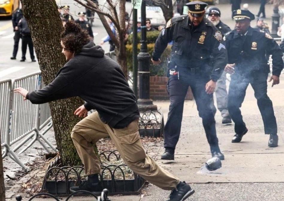 New York narrowly escaped ISIS-inspired attack when bomb failed to go off: Officials